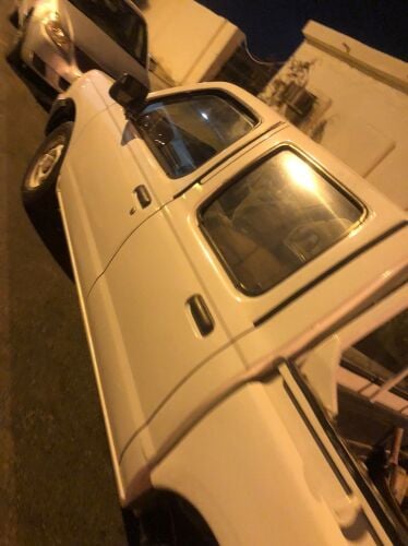 Nissan pickup model 2003