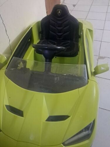 سيارات للأطفال