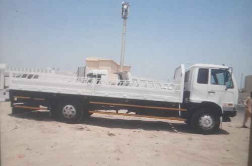 10 ton truck available for rent