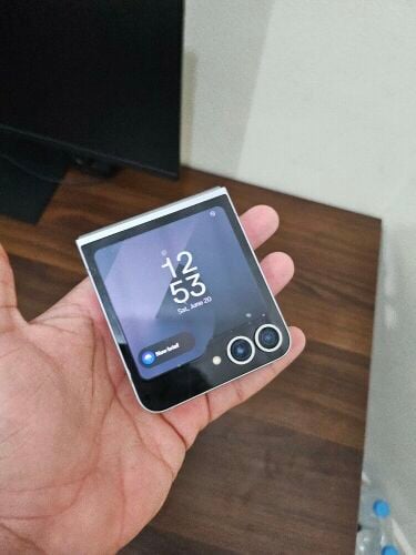 Samsung Z flip 6