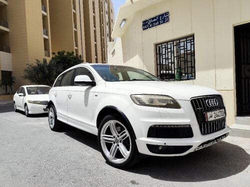 Audi Q7 2010 V8