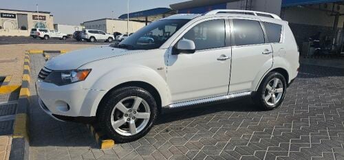 Outlander 2009 V6 full option