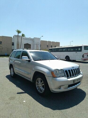 59931558  جيب شيروكي