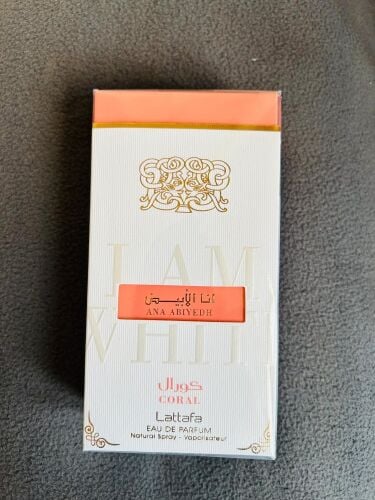 Ana Abiedah coral from Lattafa