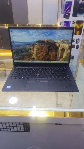 Lenovo Thinkpad X1 carbon