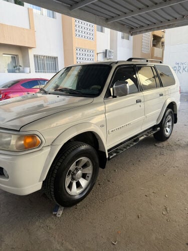 Mitsubishi nativa 2008 