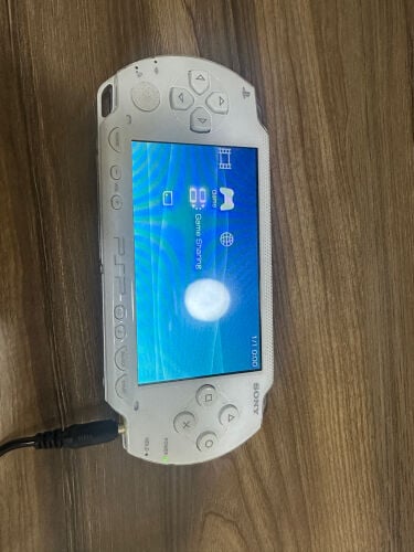 white edition psp
