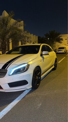 مرسيدس اي ٢٥٠ 