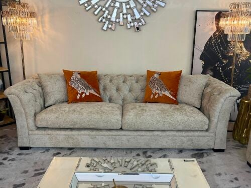 The one brand sofa set fro sale
