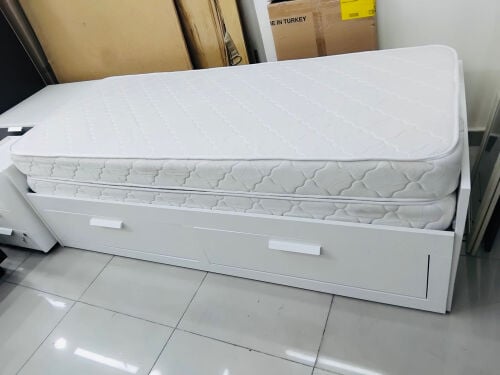 For sale day bed with mattress 