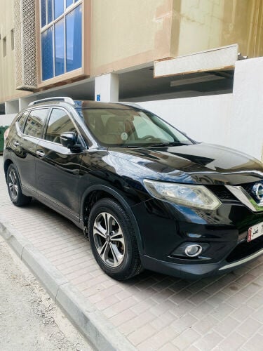 Nissan X-Trail 2015 Full Option.