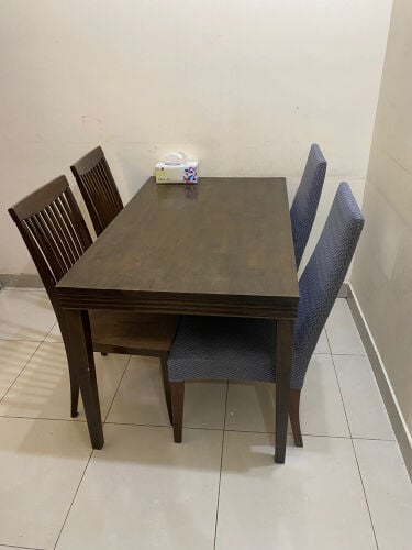 dining table with 4 chairs 