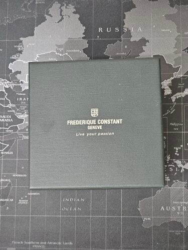 Frederique Constant Highlife
Auto..
