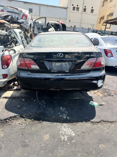 Lexus es300 all parts available 