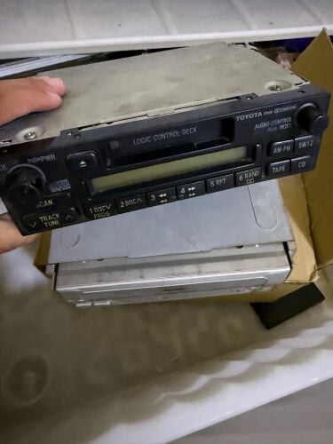 للبيع مسجل جي اكس ار 2002