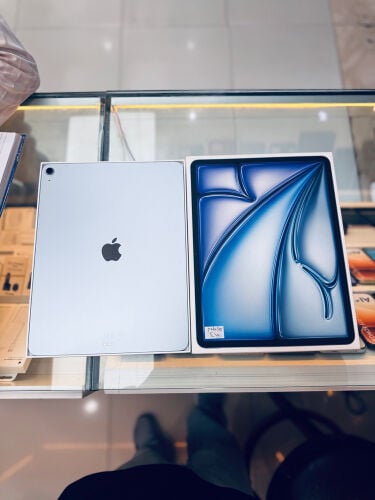 i pad air m3 13 inch wifi 128gb
