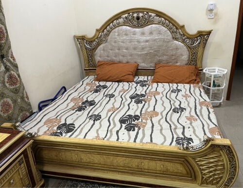 King size bedroom furniture URGENT!