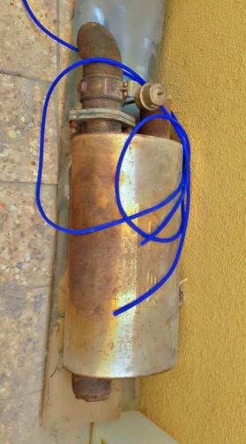 Exhaust muffler