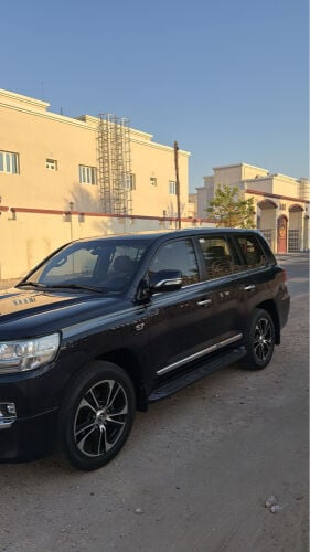 للبيع في اكس إس 