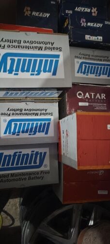 بطاريات لاند كروزر لكسز بترول