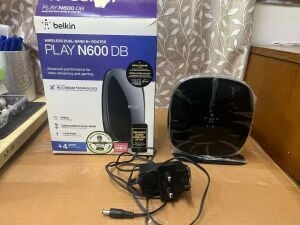 Belkin Play N600 DB Wireless Router