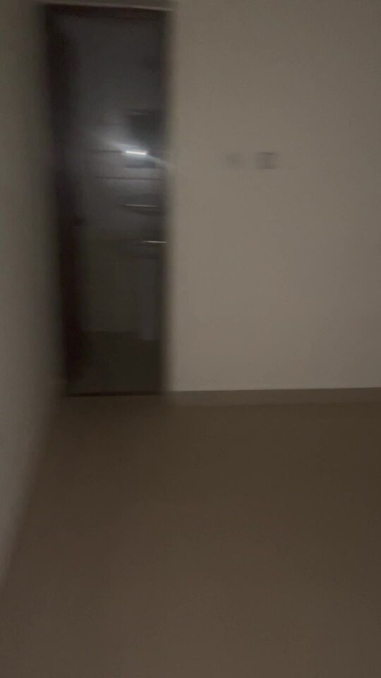 For rent an apartment in Khalifa 