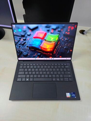 DeLL Precision 13 Gen i7 32GB 256GB