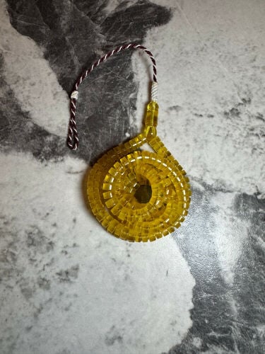 كهرم كلنغرادي طبيعي شفاف 