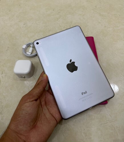 ipad mini 4 (128GB)