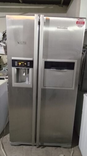 Big fridge for sale good conditions