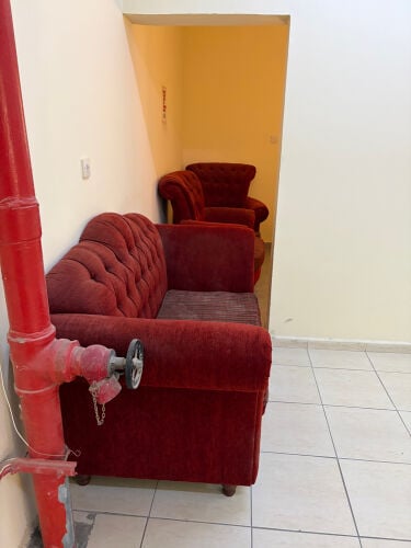 طقم كنب بحالة جيدة لوجه الله