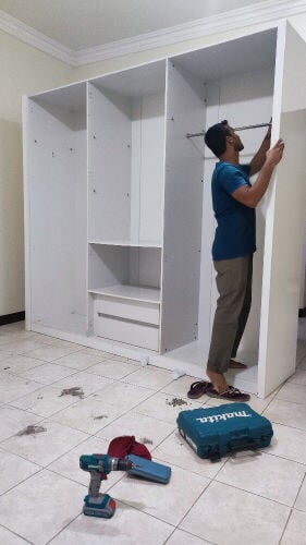 النجارة والصيانة