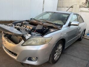 Camry 2010 GL - accident car