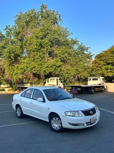 Nissan sunny 2010 model  70943380