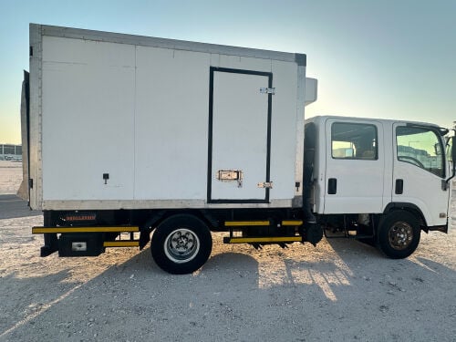 izuzu 2019 chiller