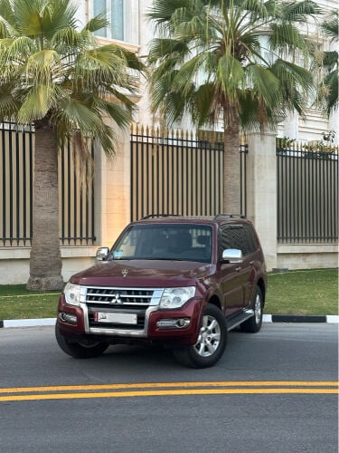2017 Mitsubishi Pajero GLS