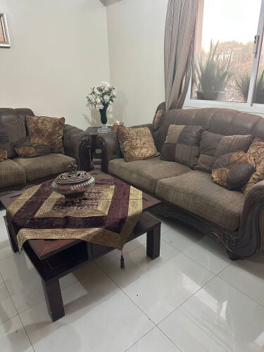  used sofas 3+2+2+3 tables
