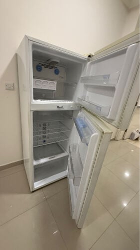 ثلاجة ال جي 