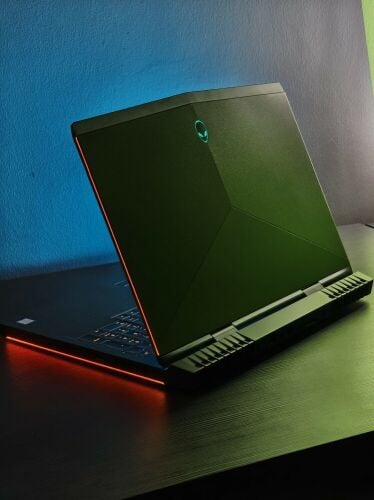Alien ware 7-ram 16g gpu8