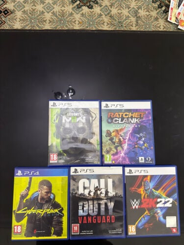 PS5 games cds