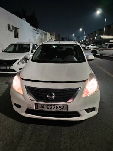 Nissan sunny 2013