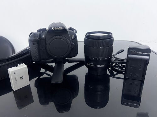 Canon 700d with 18-135m  nano usm
