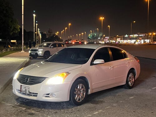 Nissan Altima 2012 