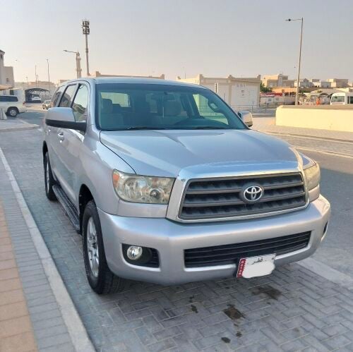 Toyota Sequoia 2011