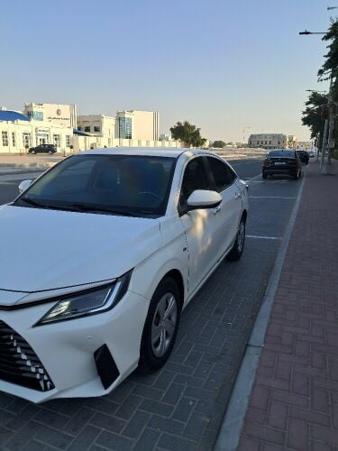 toyota yaris 2023