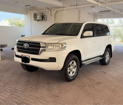 Land Cruiser 2020 low mileage
