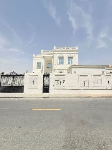 فيلا كبيرة فخمه في الخريطيات