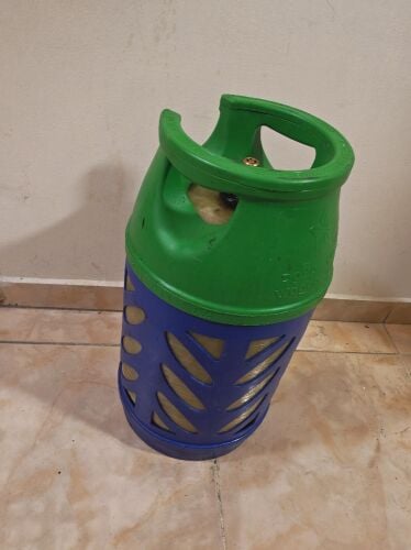 two gas tanks