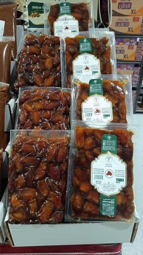 للبيع تمر ودبس تمر وعجين التمر