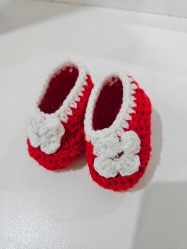Handmade crochet baby booties
